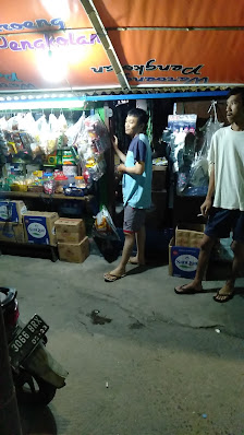 Warung pengkolan (anton kapuk)