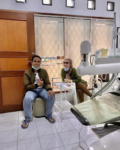 WH Les Privat Bahasa Inggris Jakarta - Guru Datang ke Rumah, Kantor atau Tempat Hangout (Conversation, TOEFL, IELTS, TOEIC).