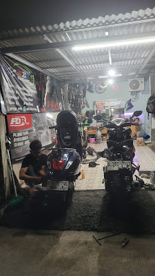 WHS Garage