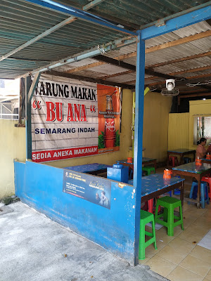 WM.Mbak Ana
