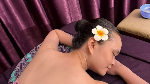 Woman and Woman Spa (Spa Wanita Jakarta)