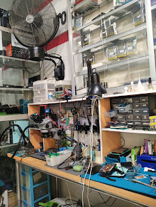 Workshop Handphone | Service HP | Aksesoris HP | Pulsa