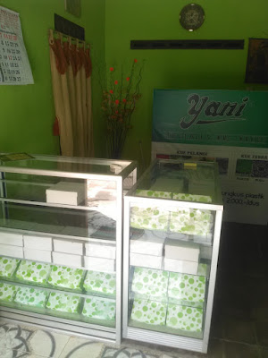 Yani Kue Zebra Pelangi