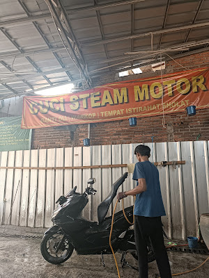 YI STEAM Motor & Karpet