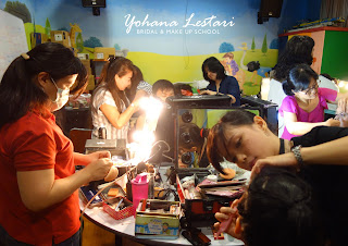 Yohana Lestari MUA & Make Up School