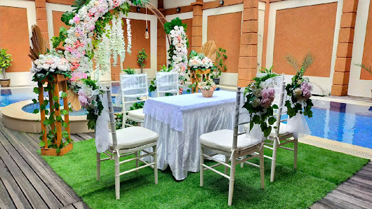 Zamra House