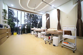 Zglow Clinic Bandung | Klinik Kecantikan | Laser | Facial | Skincare BPOM